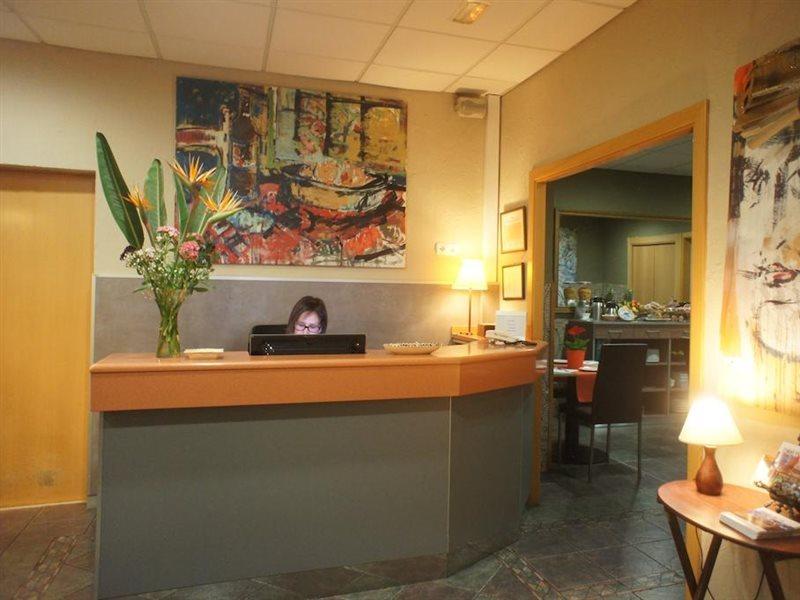 Hotel Mr ตาร์ราโกนา ภายนอก รูปภาพ